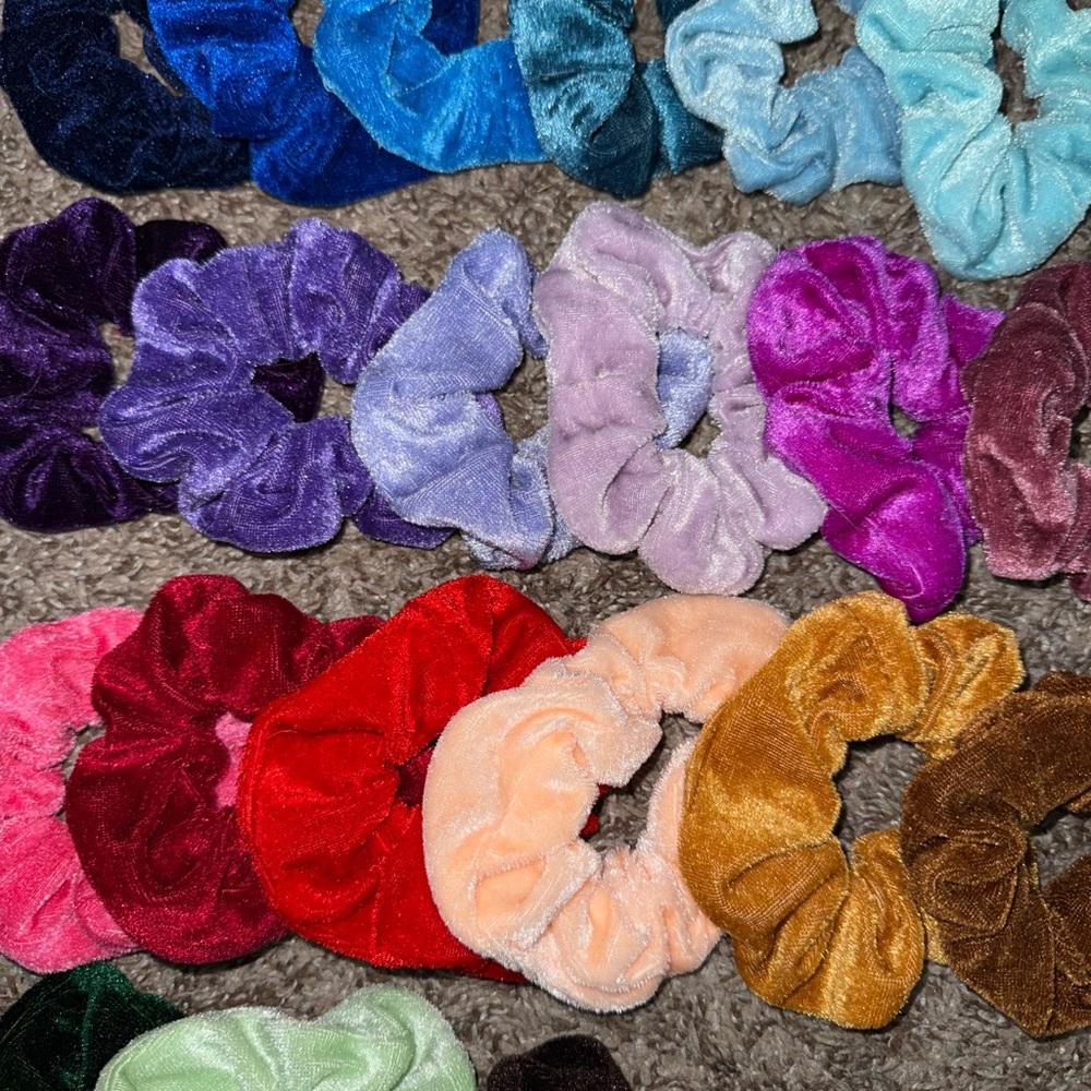 Scrunchie bundle - Picture 3 of 3